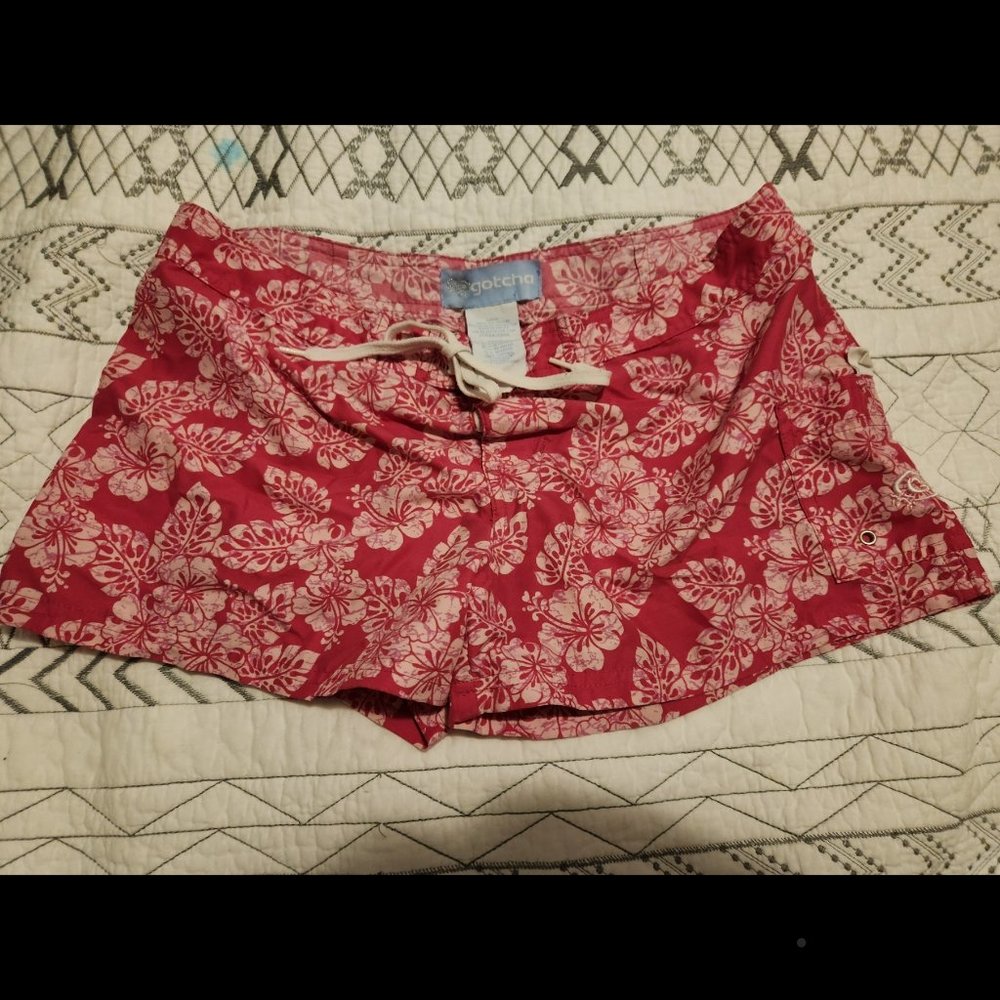 Gotcha Lounge Beach Shorts